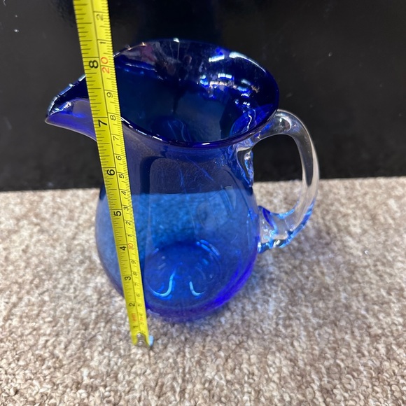 R. Foster Cobalt Blue Pitcher Hand Blown Glass Signed 1989 7in T - Picture 4 of 5